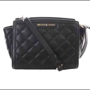 Michael Kors Black quilted Selma bag